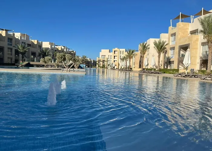 Daire Mangroovy- 1br Sea Breeze Back Sea View *