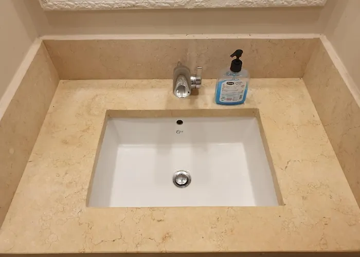 Daire Mangroovy- 1br Sea Breeze Back Sea View